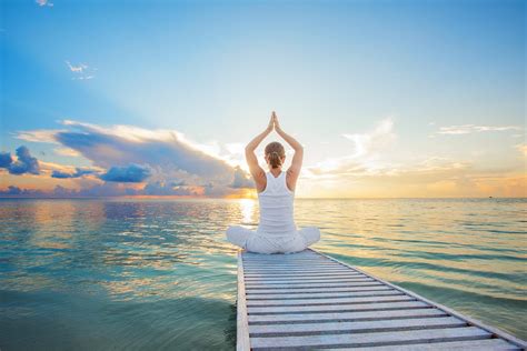 11 Best Reasons To Practice Yoga In The Morning By Rakesh Pradhan