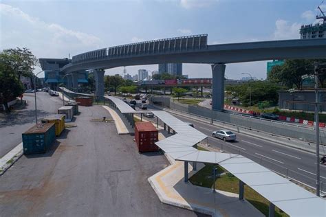 It is between the maluri mrt station to the north and the taman midah mrt station to the south. Taman Pertama MRT Station - Big Kuala Lumpur