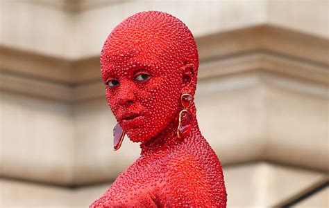 Doja Cat Covered In 30000 Red Crystals For Schiaparellis Paris