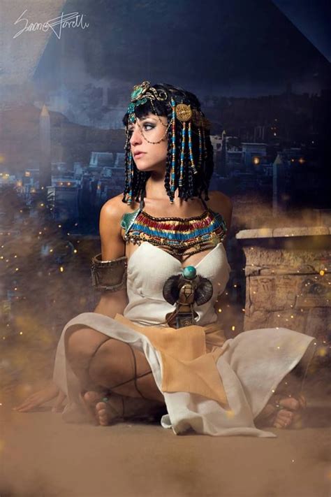 Cleopatra From Assassin S Creed Origins Official Cleopatra Cosplayer For Ubisoft Assassins