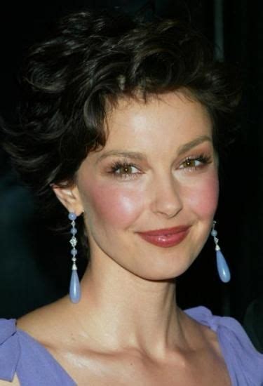 Ashley Judd Pictures Of Short Haircuts Really Short Hair Short Hair