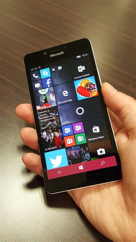 Test Du Lumia 950 Le Smartphone Haut De Gamme De Microsoft