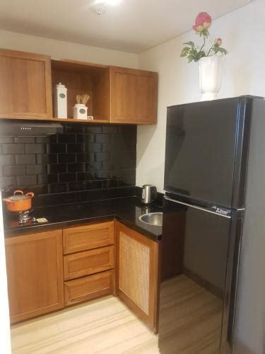 Lokasi apartemen strategis di tengah kota surabaya. Sewa Apartemen Grand Sungkono Lagoon di Surabaya Murah dan ...