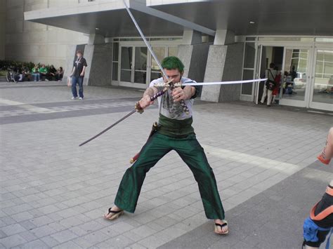 Roronoa Zoro With All 3 Swords By Thesel On Deviantart