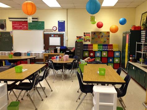 Bright And Welcoming Colors 5th Grade Classroom Classroom Tour Classroom