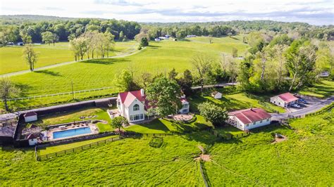Idyllic Virginia Farm House In Magnificent Setting Farm Stays For