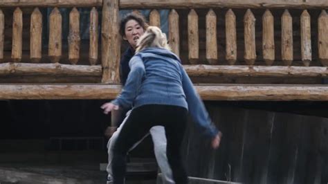How Anne Heche And Sandra Oh Prepared To Beat The Snot Out Of Each Oth