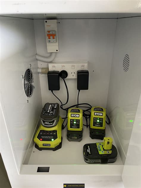 4 Station Jagbe Lithium Ion Battery Charging Storage Pod Safety Cabinets