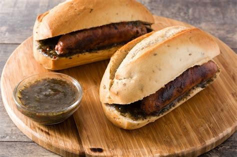 Premium Photo Choripan Traditional Argentina Sandwich With Chorizo