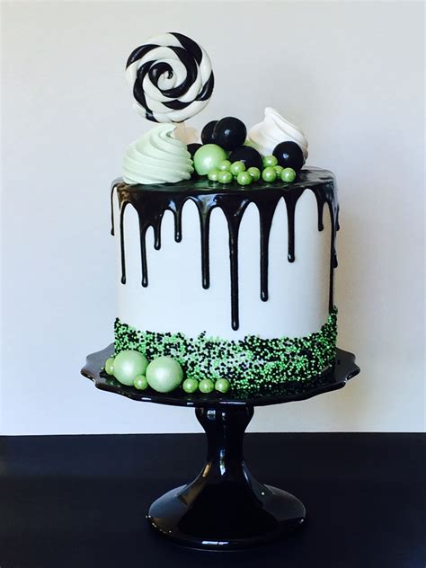 Black White And Green Drip Cake Drip Cakes Green Birthday Cakes