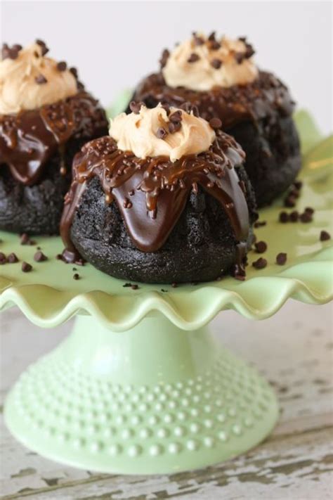 I start this recipe by taking the butter out of the refrigerator and cutting it into tablespoonful chunks. Baby Bundt Cakes by Love From The Oven-0976 | Mini bundt ...