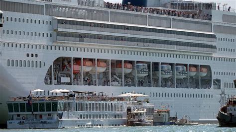 At Least 5 Injured After Giant Cruise Ship Hits Tour Boat And Dock In