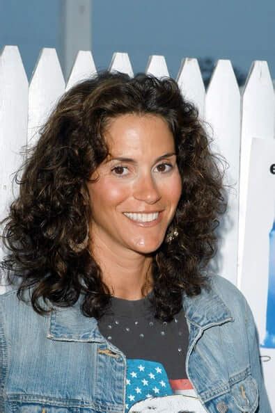 Hottest Jami Gertz Big Butt Pictures Reveal Her Lofty And Attractive Physique The Viraler
