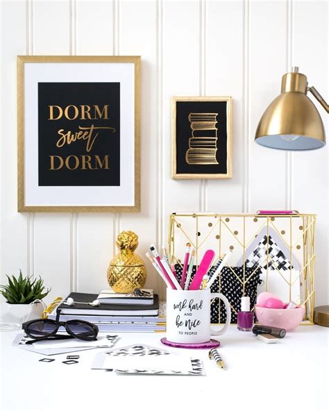 25 Stylish And Functional Dorm Room Decor Ideas Extra Space Storage