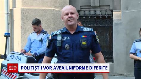 Poliția Română Se înnoiește Uniformele Vechi De 20 De Ani Vor Fi
