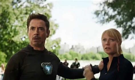 Infinity war set show tony stark donning a new camouflage jumpsuit. New Details Point To Major MCU Death Taking Place Before ...