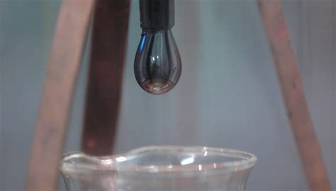 Explainer: the pitch drop experiment - UQ News - The University of 