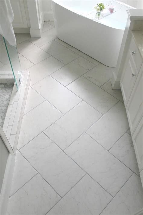 25 Unique Bathroom Floor Tiles Ideas For Small Bathrooms In 2020