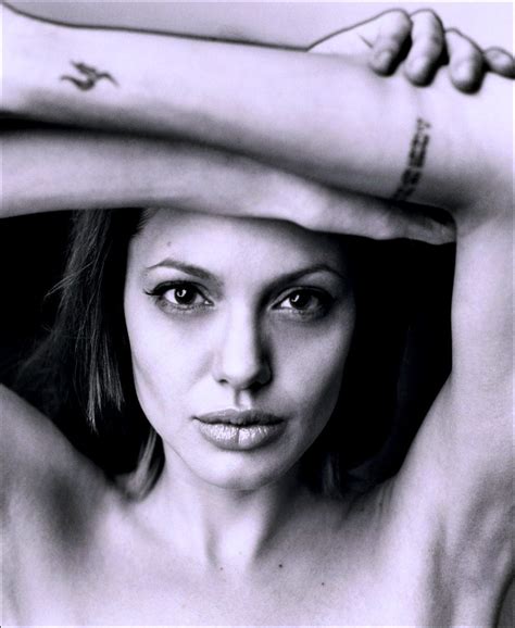 Angelina Jolie Photo 334 Of 4430 Pics Wallpaper Photo 49885 Theplace2
