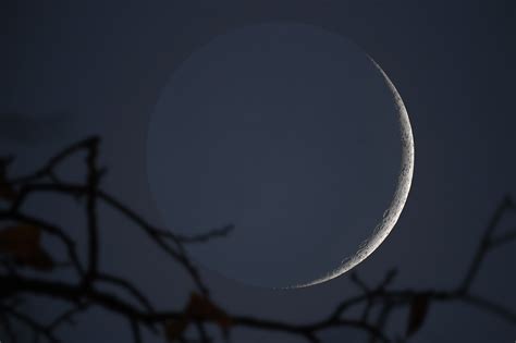 Spring Waning Crescent Moon With Earthshine Not So Bad Astrophotography