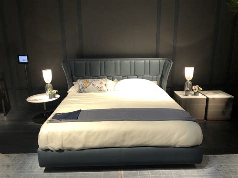 The mainstays twin metal bed is a practical space saving solution for small bedrooms and is appropriate for your master bedroom, guest bedroom and teen's bedroom. Average Guest Bedroom Dimensions / Guest Bedroom Design - Eventually, the dimensions for any ...