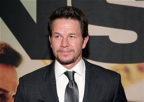 wahlbergs to star in reality show featuring boston restaurant wahlburgers