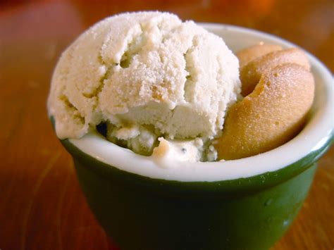 The alcohol helps minimize the ice crystals in ice cream. Banana pudding ice cream, Recipe by Makerbaker - Petitchef