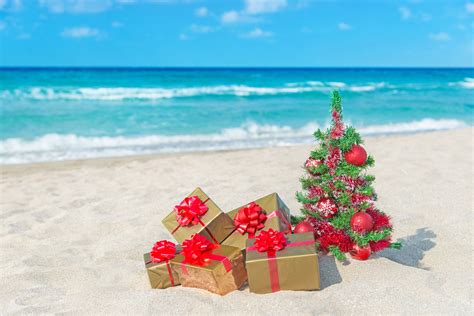 Christmas Beach Tree Wallpapers Wallpaper Cave