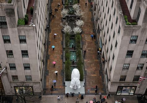 Rockefeller Center Digs Up Its Bucolic Roots The New York Times