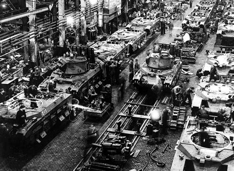 Rare Photographs Show The Tank Factories Of The Second World War 1940