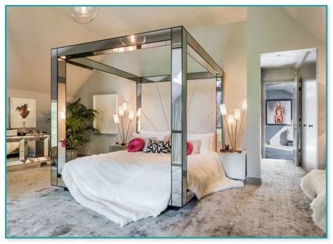 Once we hear the term canopy bed, what comes to our mind are either elegant bedrooms or bedrooms for little princesses. Mirrored Canopy Bed For Sale | Home Improvement