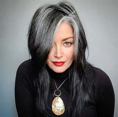 10 Excellent Ideas For Growing Out Gray Hair Gray Hair Growing Out Black And Grey Hair