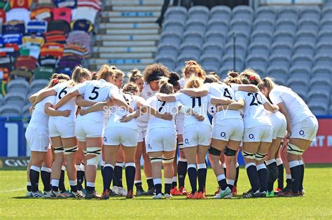 England Team Huddle V France Womens Six Nations Rugby 2021 Images