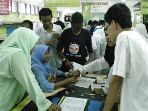 We did not find results for: Eureka: Language Month 2010 - SMK Taman Seri Rampai