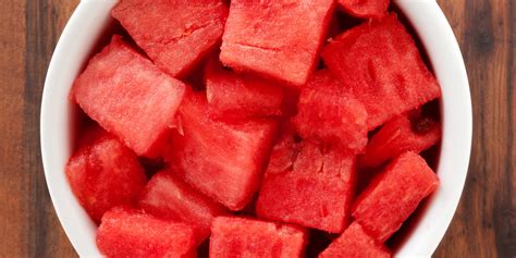 Anyone Can Master This Genius Way To Cut A Watermelon Into Cubes Huffpost