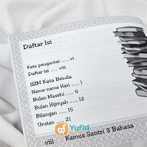 Buku Kamus Santri 3 Bahasa Arab-Indonesia-Inggris (As-Salam Publishing – Yufid Store Toko Muslim