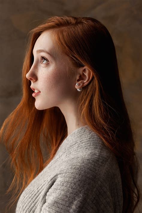 Winter Fashion: Redhead Models In High-Res Photos