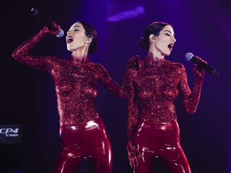 Aria Awards 2016 The Veronicas Went Topless But Were Hit By A Sound