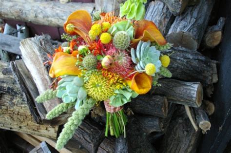 This flowering succulent can grow up to 10 feet tall with a very slow pace but can be maintained in small to medium containers. Trendee Flowers Designs: Garden Succulent Bridal Bouquets