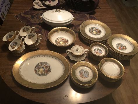 22k Gold Antique Dish Set 53 Pieces For Sale Classifieds