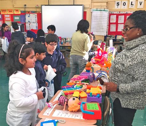 Ps 90 Students Get A Visit From Richmond Hill Community Helpers