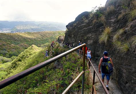 Hiking Diamond Head Trail