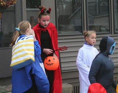 Wisconsin Dells Will Have Halloween Trick Or Treating Mayor Stresses