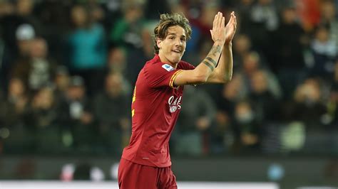 Credit to shilfa and nicolo zaniolo's family has their origin from the liguria italian ethnicity which borders the coastal. Zaniolo out to repay Roma amid Man Utd links | Sporting ...