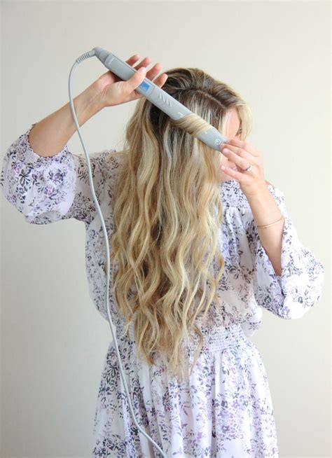 Wavy hair dries out easily, therefore you need to be shopping for moisturising products. A Fashion Love Affair | Wavy Hair Tutorial with Flat Iron
