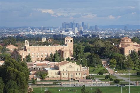 دانشگاه کالیفرنیا ، لس آنجلس University Of California Los Angeles