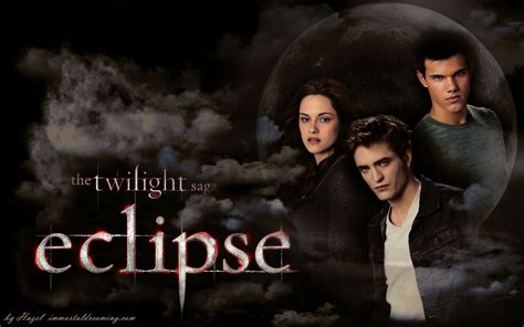Bella once again finds herself surrounded by danger as seattle is ravaged by a string of mysterious killings and a malicious vampire continues her quest for revenge. Eclipse The Twilight Saga - Twilight Series Wallpaper ...
