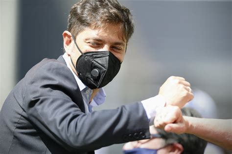When axel kicillof, the newly inaugurated governor of buenos aires, took the stage tuesday to address the province's anxious foreign creditors, he flashed none of the brash, volatile antagonism. Axel Kicillof: "Porque Vidal discontinuó una obra, yo no ...