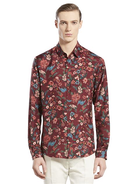 Bir üst model ürün için fazladan ödeme yapmaya değip değmeyeceğini veya daha ucuza aynı kalitede ürün alıp. Lyst - Gucci Floral Pattern Woven Shirt in Red for Men