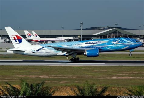 9m Mrd Malaysia Airlines Boeing 777 2h6er Photo By Edwin Yii Id